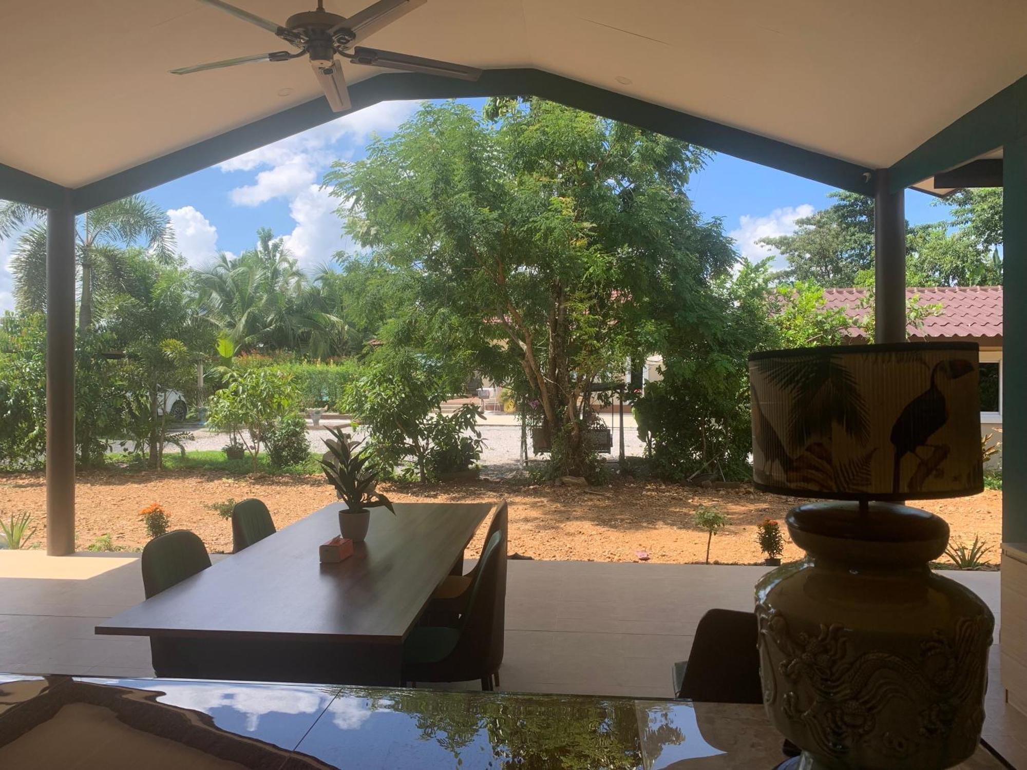 Pajaree And Udo'S Happy Homestay Trang Luaran gambar