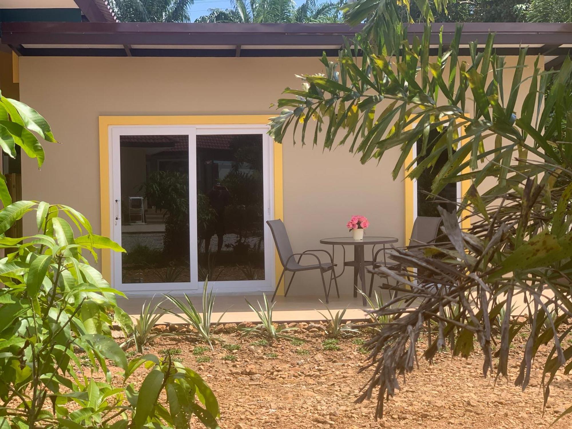 Pajaree And Udo'S Happy Homestay Trang Luaran gambar